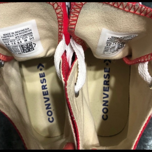 Red Converse 7.5!! - Picture 5 of 5